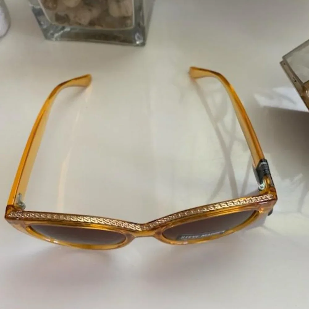 Steve Madden Bea Sunglasses